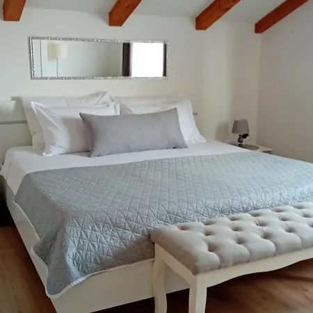 Diana,free Parking פולה