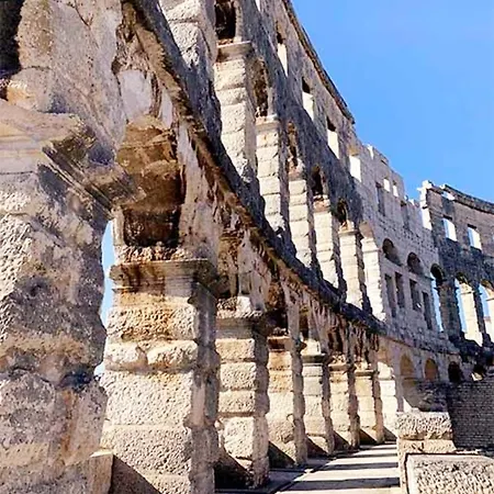 Diana,free Parking * Pula