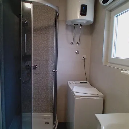 Diana,free Parking Pula