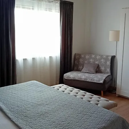 Diana,free Parking *