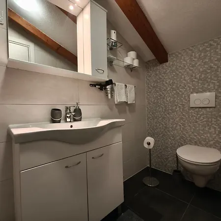 Diana,free Parking Pula