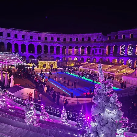 Diana,free Parking Pula