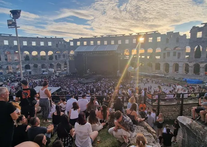 Diana,free Parking *