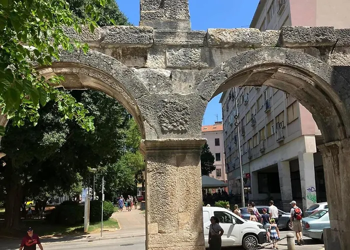 Diana,free Parking פולה