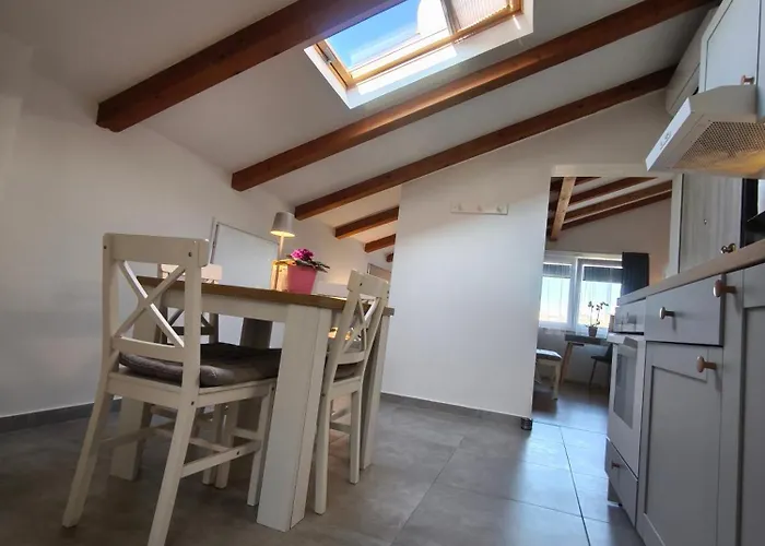 Diana,free Parking פולה