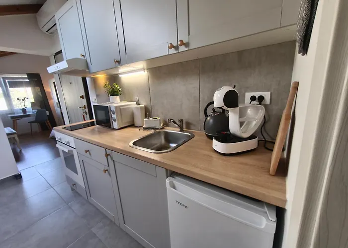 Diana,free Parking דירה *