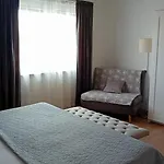 Diana,free Parking *